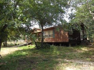 266 Gayle Ln, Poteet, TX 78065