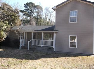 104 Spring Rd, Yorktown, VA 23690