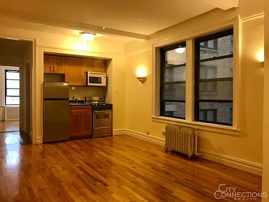 Rented by City Connections Realty | media 14