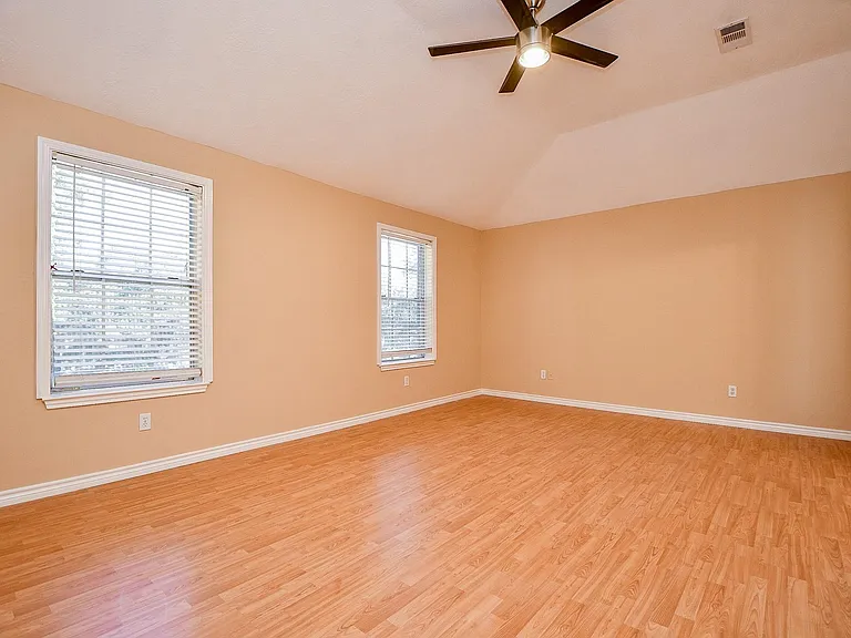 21219 Flat Creek Ln — Photo 21