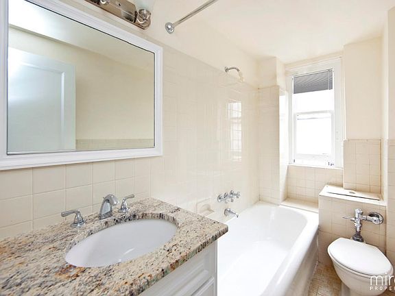 5th image of 230 W End Ave APT 5C