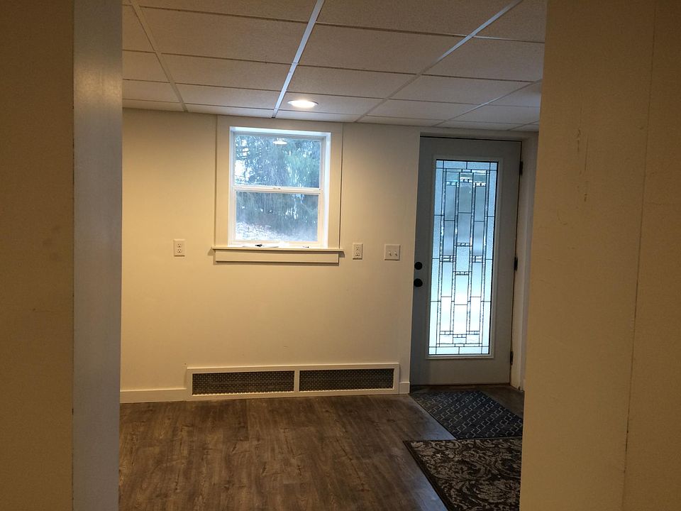 Kitchen entrance