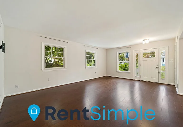 618 S Barton St — Photo 11