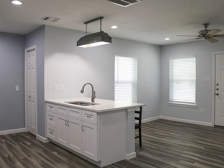 1475 W Contour Dr — Photo 11