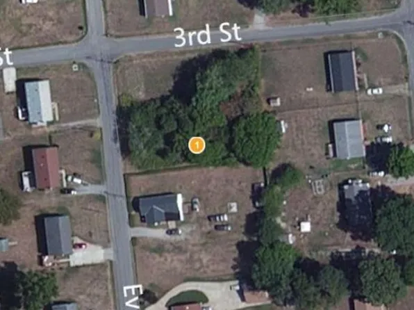 123 Evergreen Ave, Richmond, VA 23223