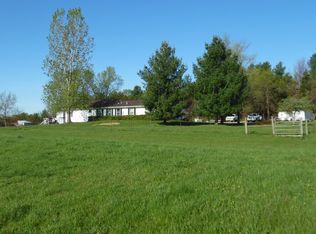 4890 Valley Farm Rd, Central City, IA 52214