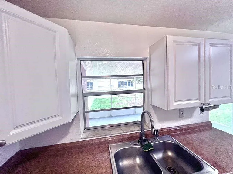 3409 Vorden St — Photo 18