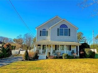 378 Lincoln Ave, Sayville, NY 11782