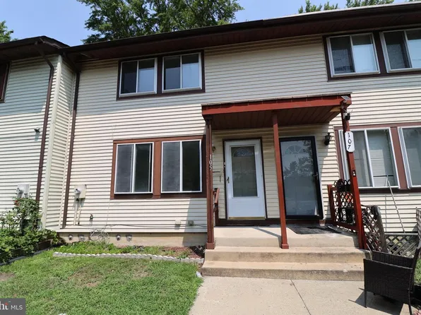 105 S Holland St, Lindenwold, NJ 08021