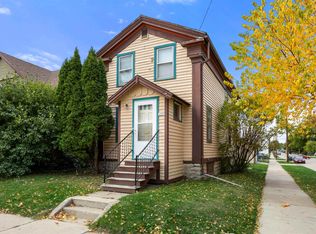 1337 Jefferson St, Oshkosh, WI 54901