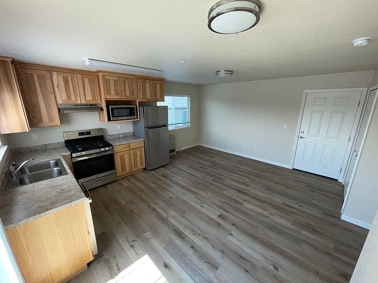 1984 Sagewood Way #271-278 — Photo 6