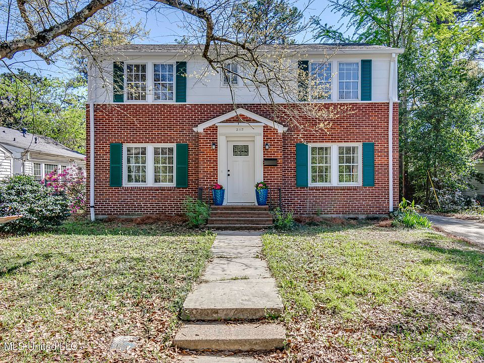 1st image of 2117 Riverside Dr