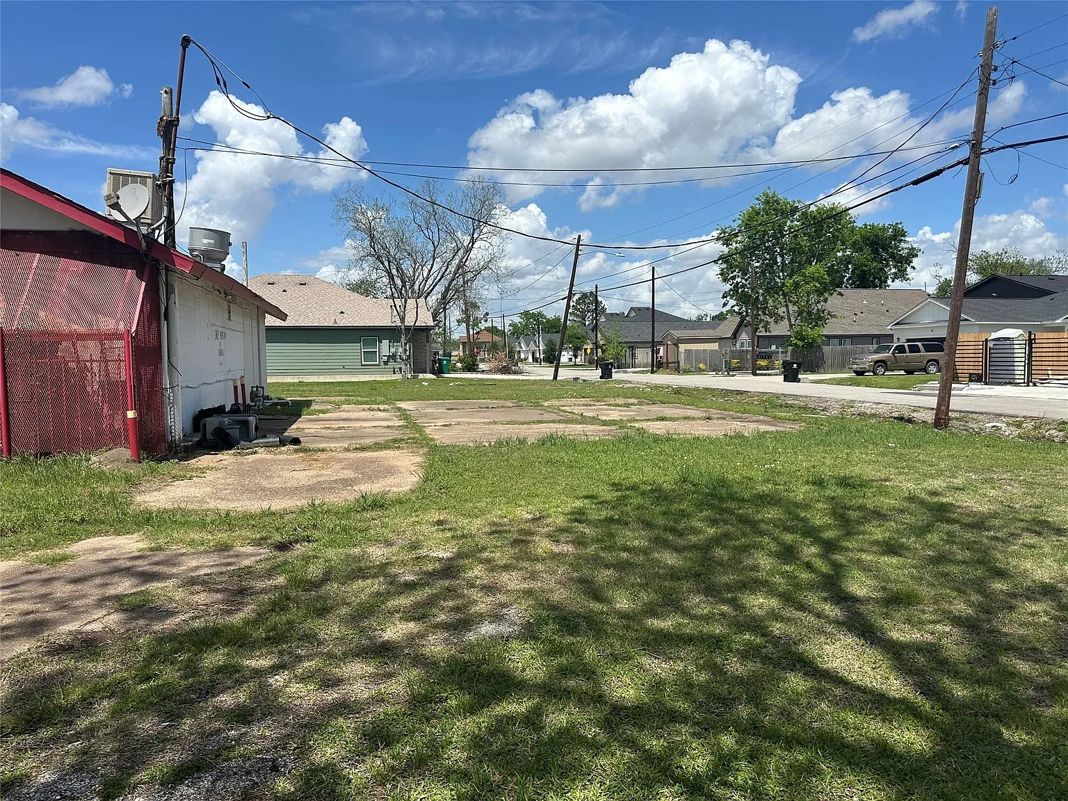 1 bed, 1.0 bath, 672 sqft, $1,800 — Photo 3