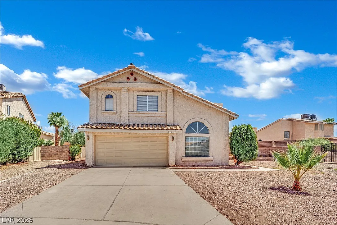 4 bed, 2.5 bath, 2165 sqft, $2,350 — Photo 1