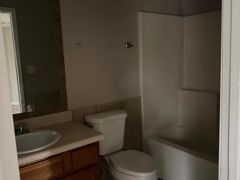 280 Rodenberg Ave #B — Photo 9