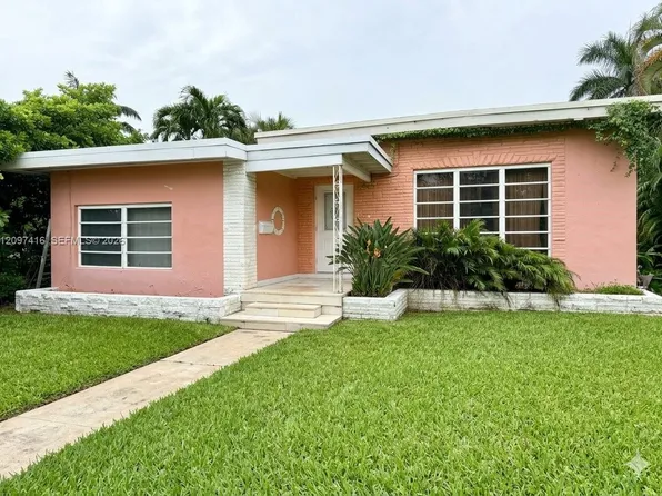 2141 NE 124th St, North Miami, FL 33181