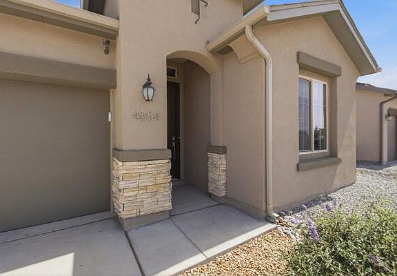 2nd image of 4654 Manzano Peak St