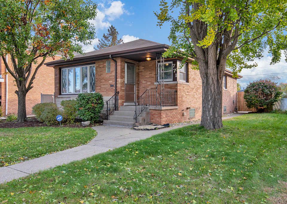 1st image of 771 Newell Ave