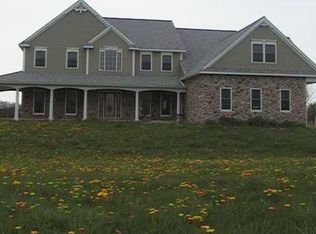 16 Carolotta Dr, Spencerport, NY 14559
