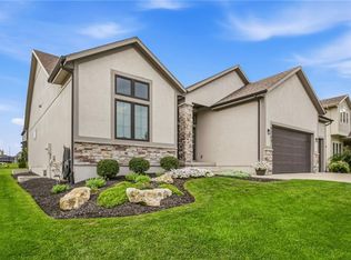 9141 Carbondale St, Lenexa, KS 66227