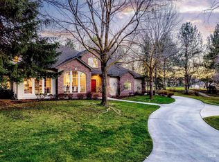 3443 E Rivernest Ln, Boise, ID 83706