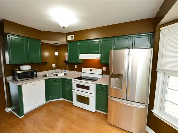 809 Christa Ct, Virginia Beach, VA 23462