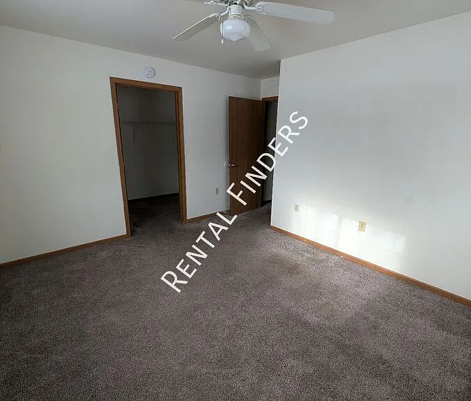 907 Madison Ave #16 — Photo 5