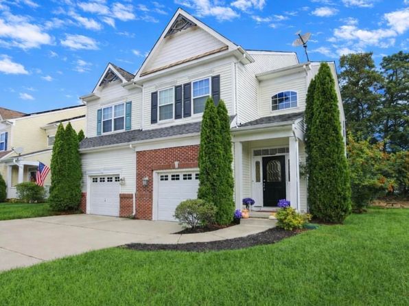 1 Meadow Cir
