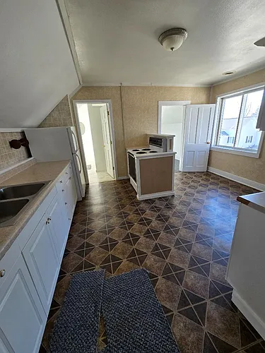 511 N Genesee St #1/2 Photo 1