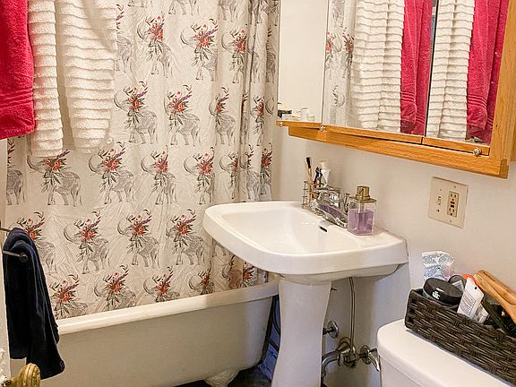 4th image of 5037-39 S Dorchester Ave #5039-2N