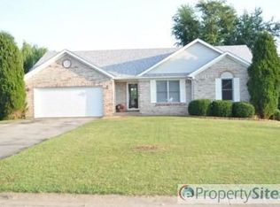 7787 Four Leaf Dr, Greenville, IN 47124