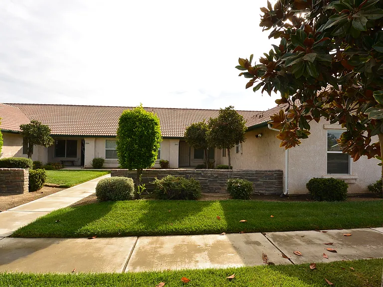 2800-02 Four N County Ctr #&-2753 — Photo 2