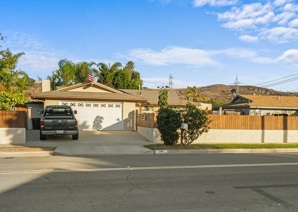 1st image of 128 Frontier Dr