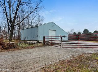 16957 Schwark Rd, Three Oaks, MI 49128