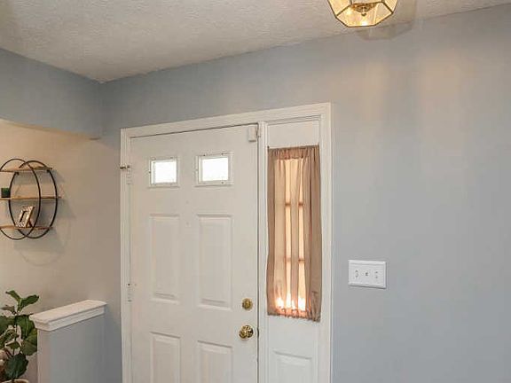 5th image of 314 Council Oak Dr