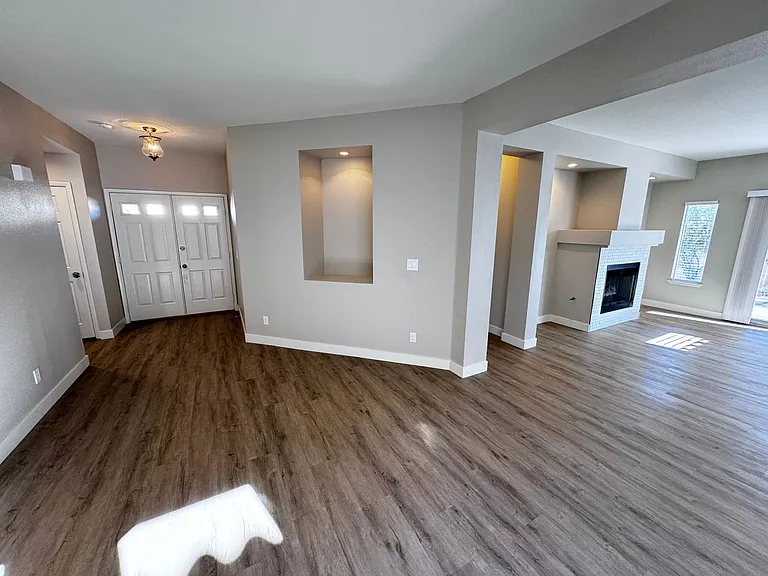 2544 Golden Sands Dr — Photo 10