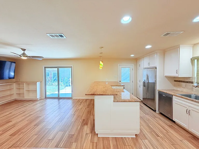 5014 Evans Ave — Photo 5