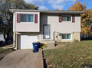 2706 Bryan Ave, Bellevue, NE 68005