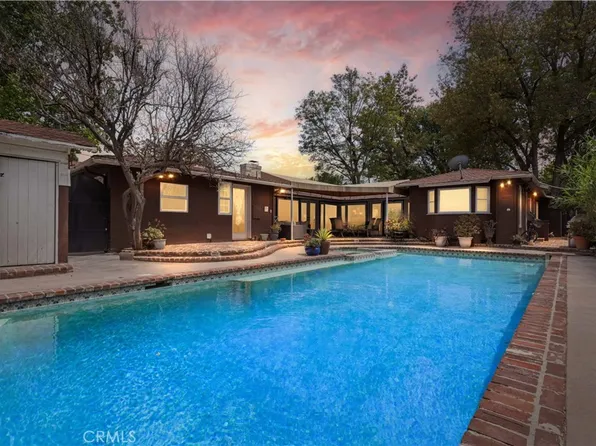 13405 Tiara St, Van Nuys, CA 91401