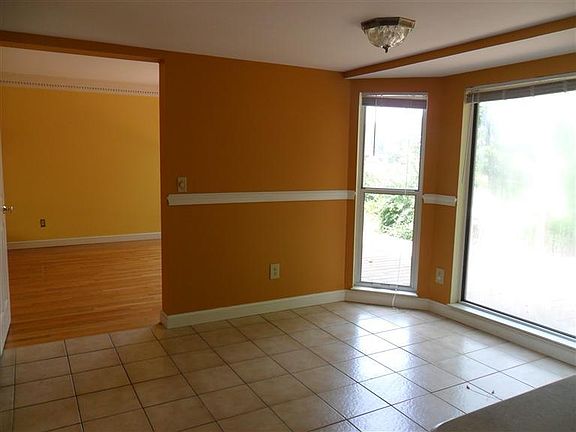4th image of 842 Fawnhill Dr