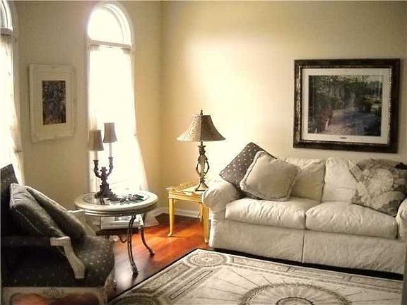 2nd image of 4241 Greenthread Dr