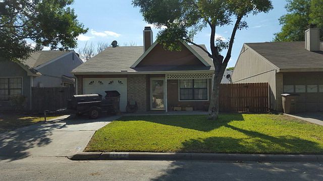 1st image of 1429 Lindell Ct