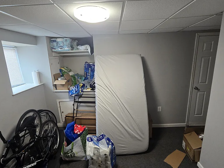 138 Levering St — Photo 21