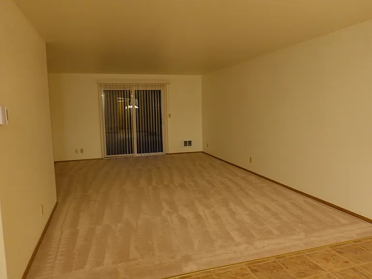 9114 44th Dr NE #1 — Photo 2