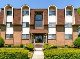 1190 W St Georges Ave APT B44, Linden, NJ 07036