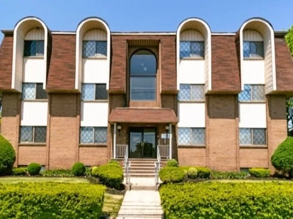 1190 W St Georges Ave APT B44, Linden, NJ 07036