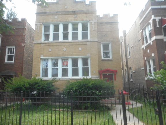 2nd image of 1520 N Leclaire Ave