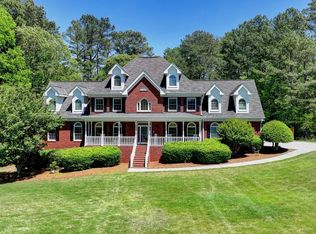 1370 Tree Ln, Snellville, GA 30078