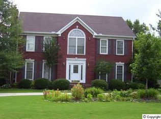 3504 Shady Oaks Ct SW, Decatur, AL 35603