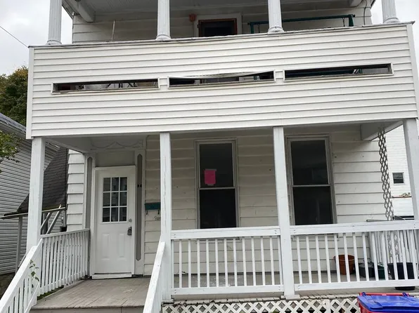 28 Wyoming St, Carbondale, PA 18407